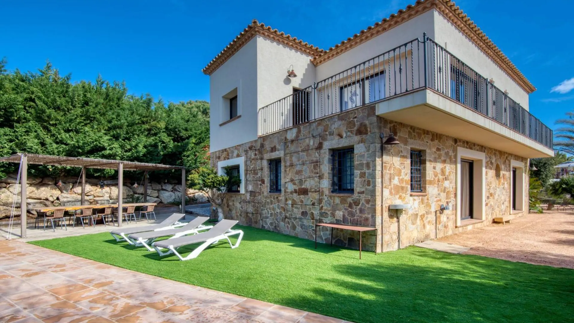 Vila Mas Nou Platja d'Aro 0*,